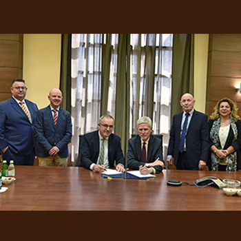 Abu Dhabi University and the University of Dublin partner with each other